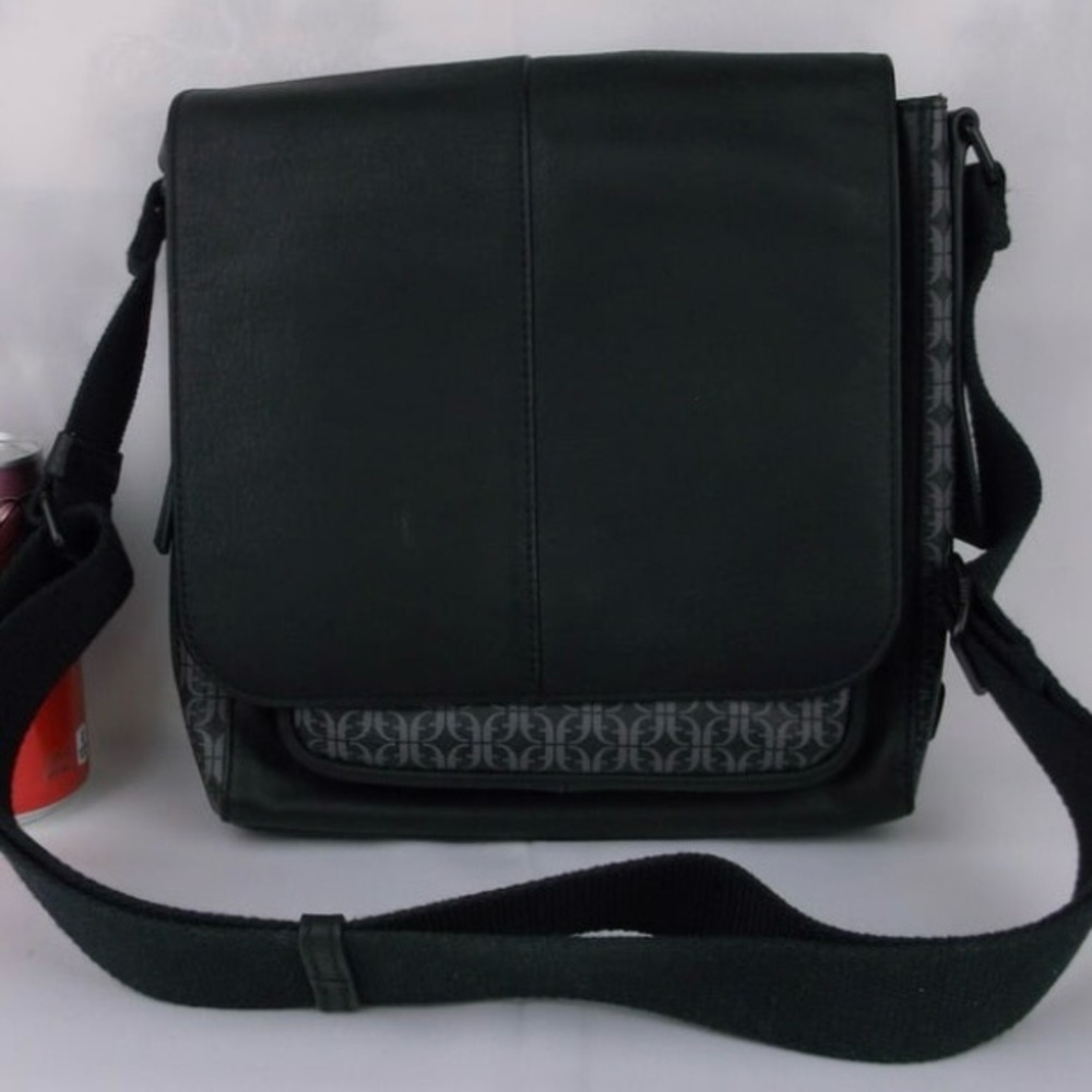 Fossil Black Leather Messenger Bag with Patterned Accent